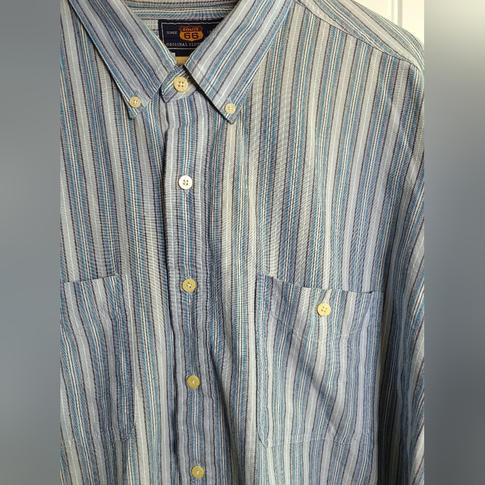 Route 66 Men's Light Blue and White Multi-Stripe Button-Down Shirt